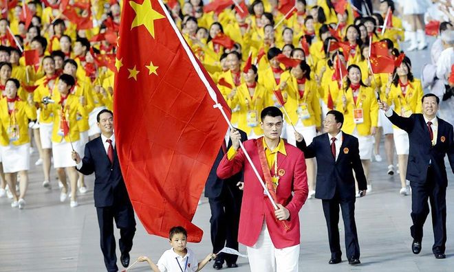 虎扑体育-关于波士顿凯尔特人训练开放日,窗口期门线救险引欢呼,西甲在即,临场指挥获称赞的信息